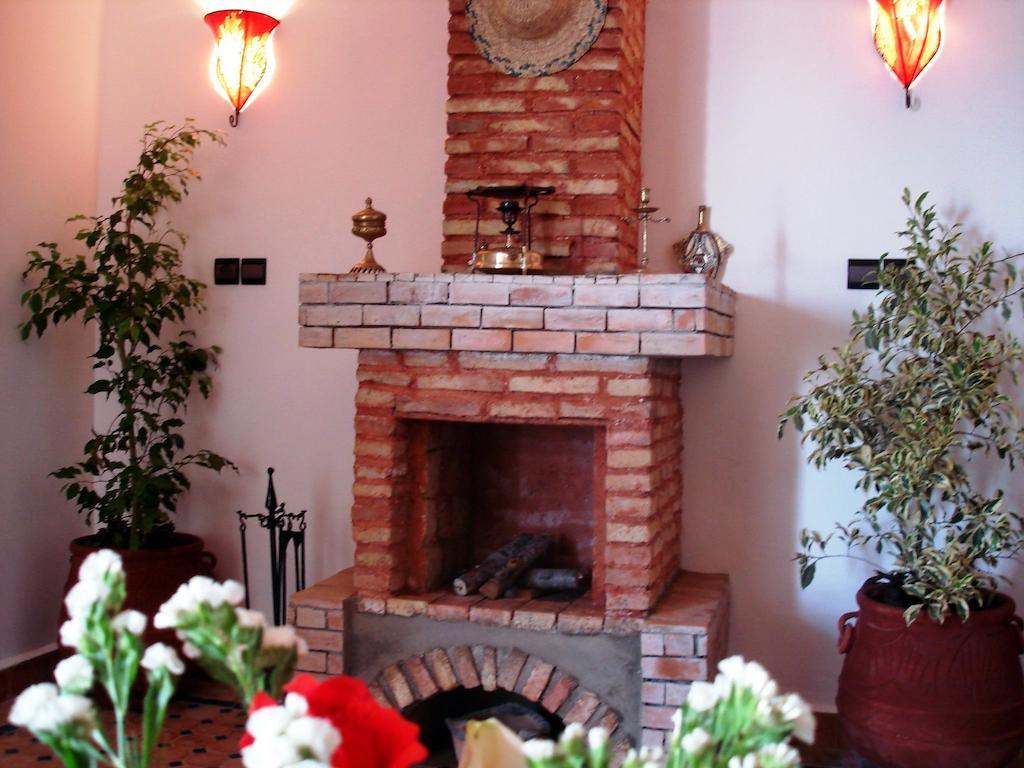 Al Andaloussiya Diyafa Hotel มูเลย์อิดริสส์ ภายนอก รูปภาพ