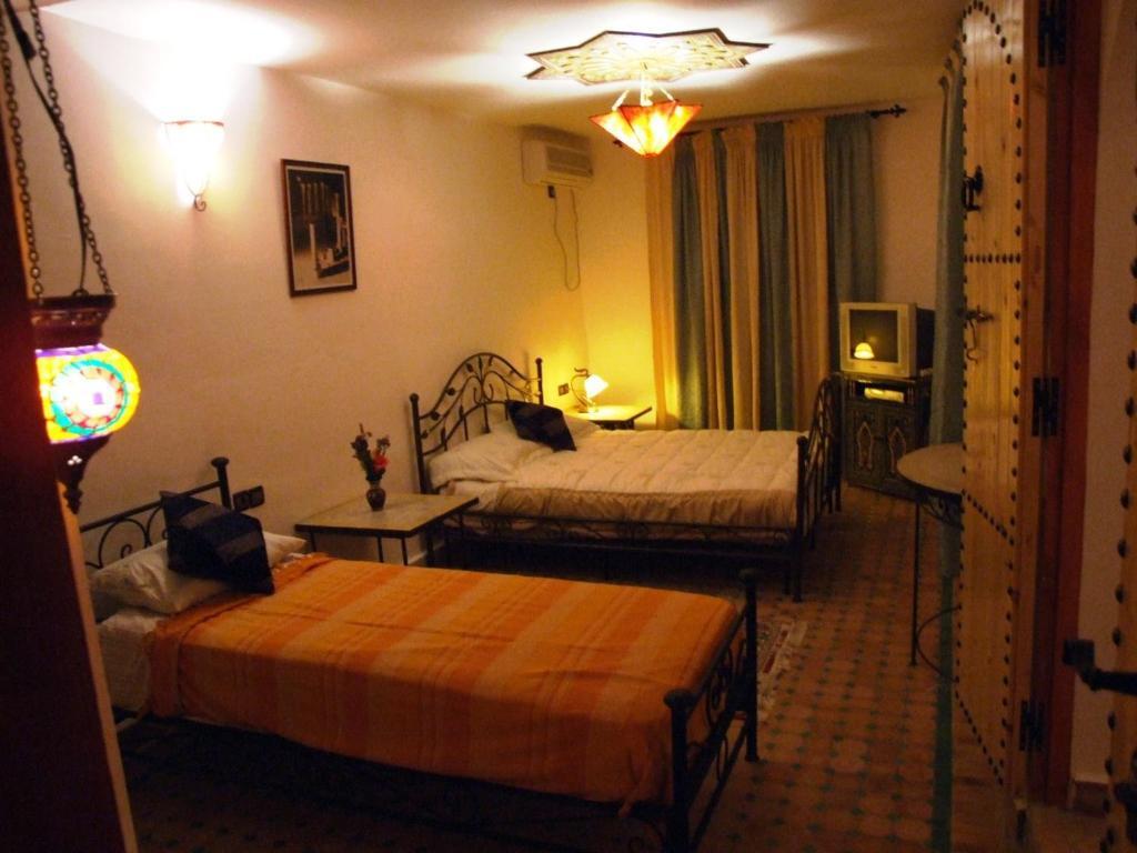 Al Andaloussiya Diyafa Hotel มูเลย์อิดริสส์ ภายนอก รูปภาพ